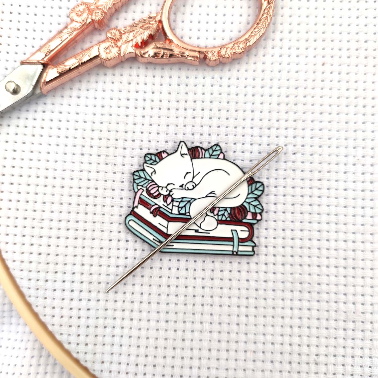 Needle Minder Magnet - ニードルマインダークロスステッチ用磁気ニードルキーパーファインダーかわいい子猫縫製マグネット刺繍アクセサリークロスステッチツール