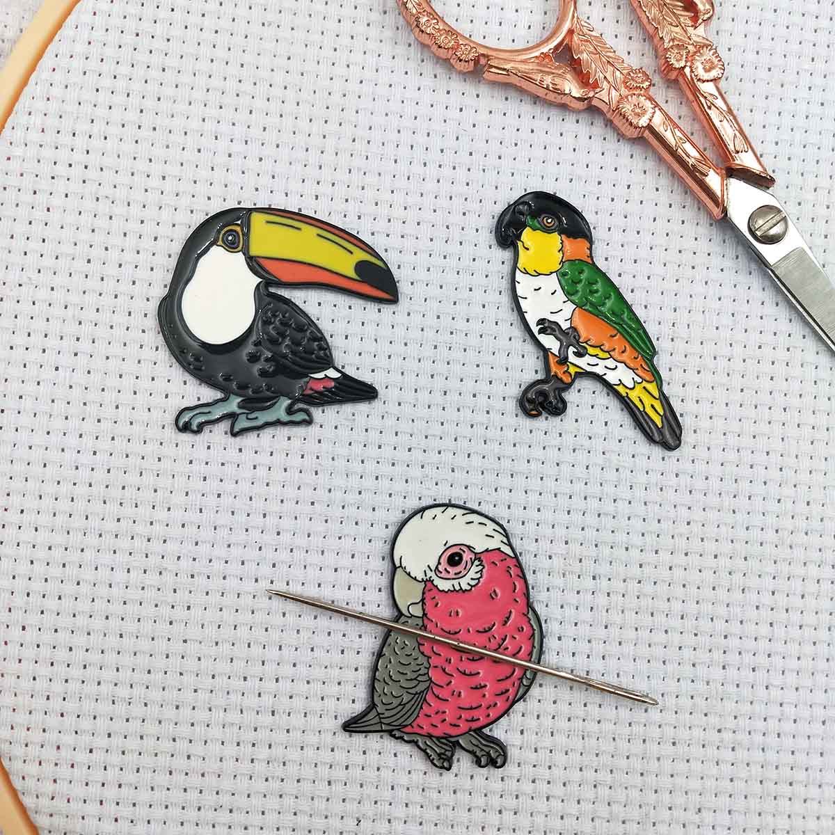 Needle Minder Magnet - 鳥型ニードルマインダー 強力磁石 刺繍用 かわいいニードルナニー クロスステッチアクセサリー 縫い針ホルダーマグネット