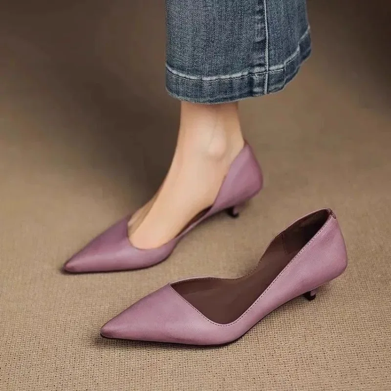 Embroidery Flat Shoes - レディース ポインテッドトゥ スティレットヒール ファッション 多用途 セクシー