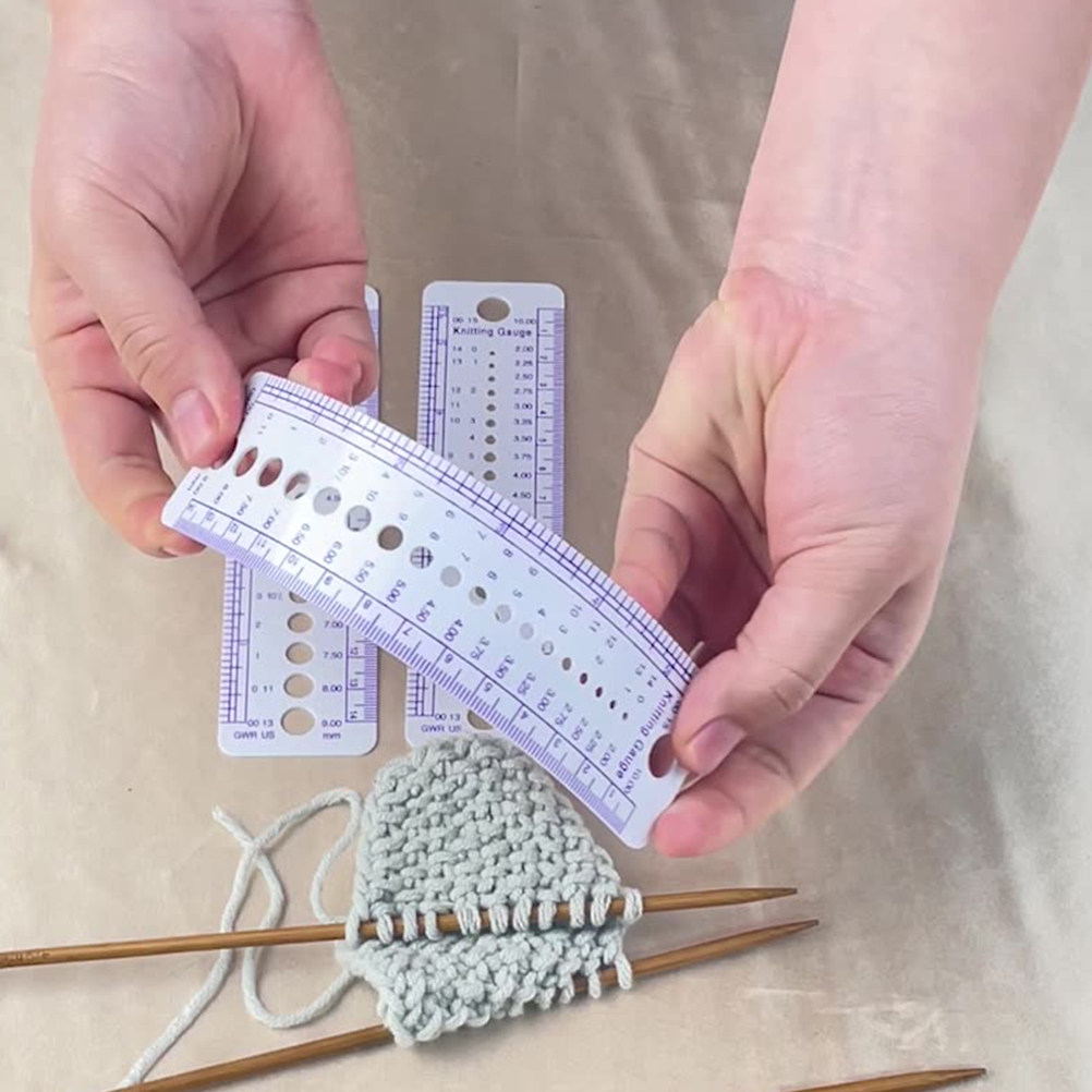 Embroidery Handicraft - 6 個の編み物ゲージ定規プロフェッショナル針測定ツールかぎ針編み刺繍手工芸品用ポータブル耐摩耗性プラスチック