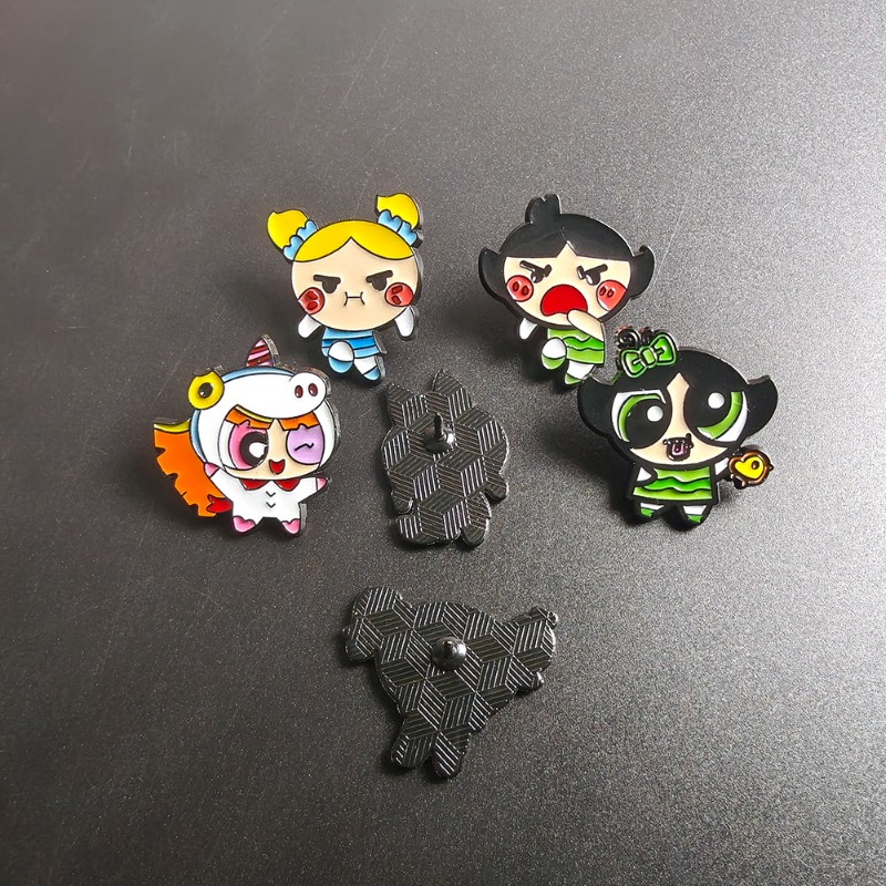 漫画アニメーション飛行する小さな警察官ブローチかわいい花ヘア - Embroidery Reddit のレビューと価格