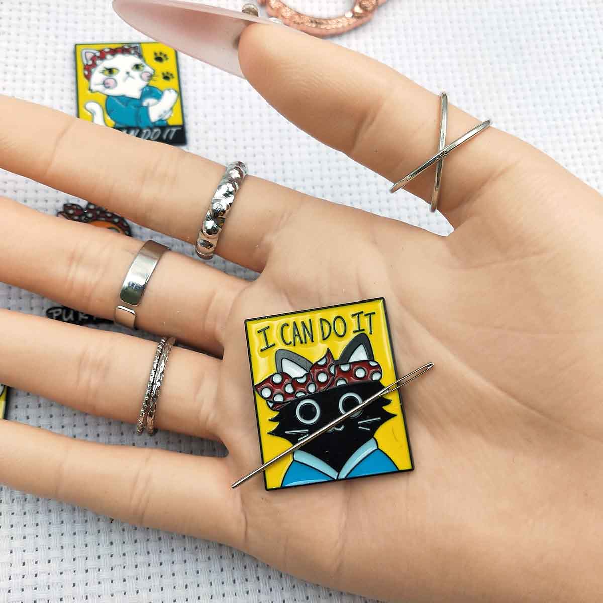 クロスステッチニードルマインダーマグネット、コミックスタイル - Needle Minder Magnet のレビューと価格