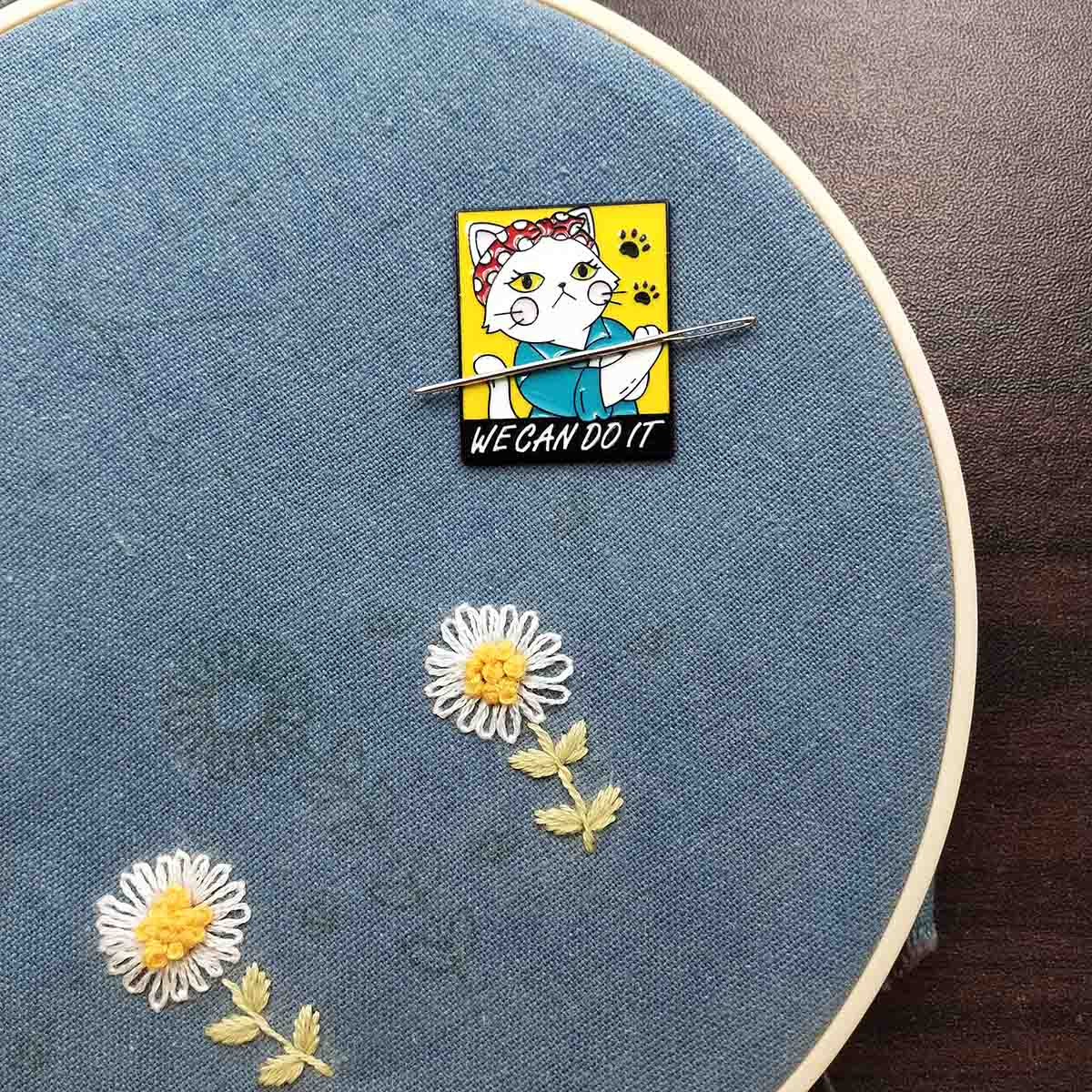 クロスステッチニードルマインダーマグネット、コミックスタイル - Needle Minder Magnet のレビューと価格
