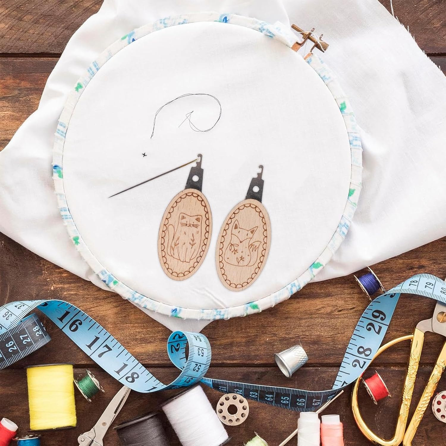 2 ピース/セット針糸通し器使いやすいキルティング補助動物の - Embroidery Software のレビューと価格
