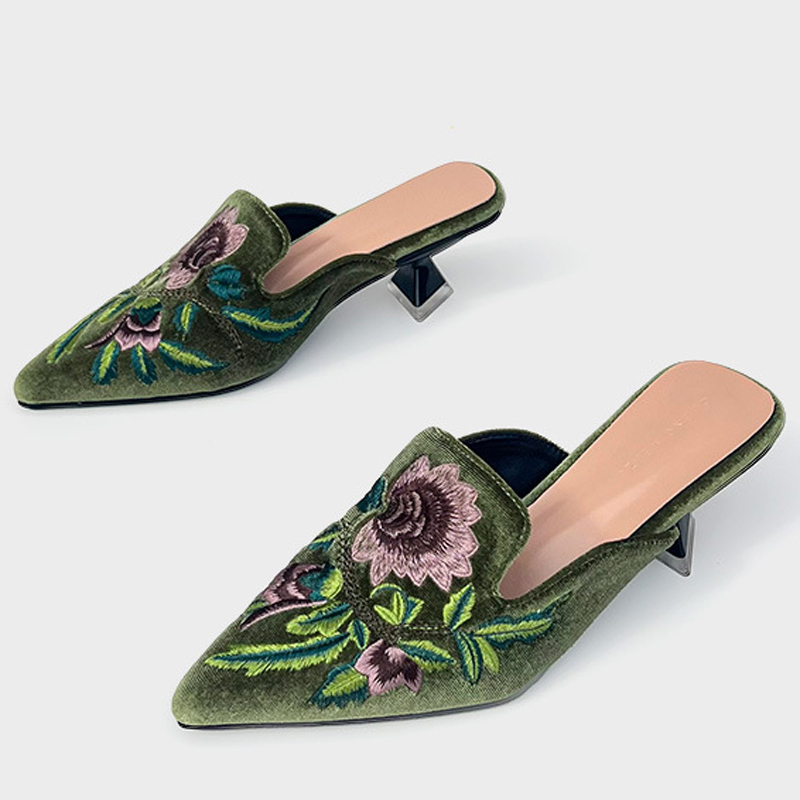 刺繍ベロア女性用シューズ、女性用スリッパデザインミュール、女 - Embroidery Design Free のレビューと価格