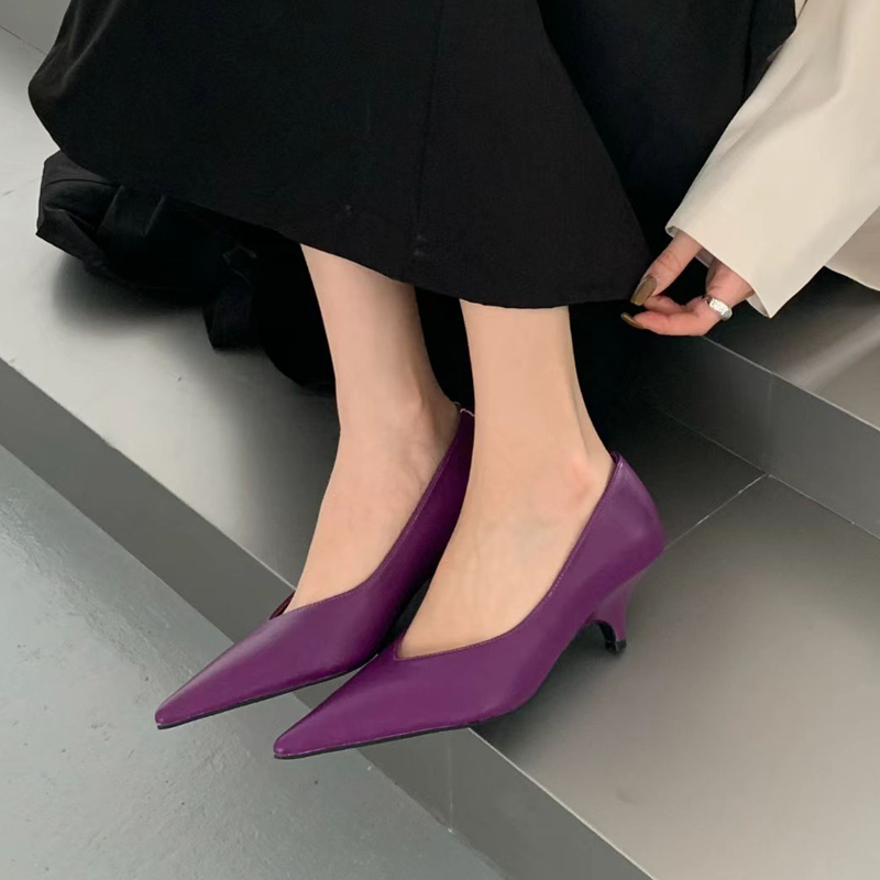 蘇嘉倫 2025 春新作 レディース パンプス ファッション - Embroidery Flat Shoes のレビューと価格