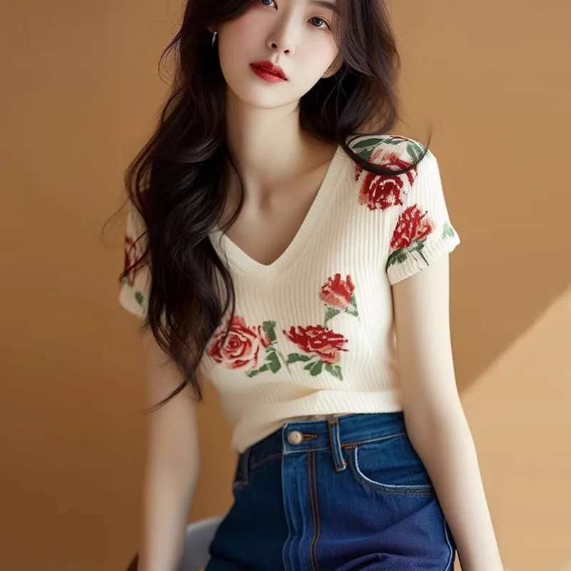 レディース ベージュ Vネック ニットトップス 半袖 3Dロ - Embroidery Rose のレビューと価格