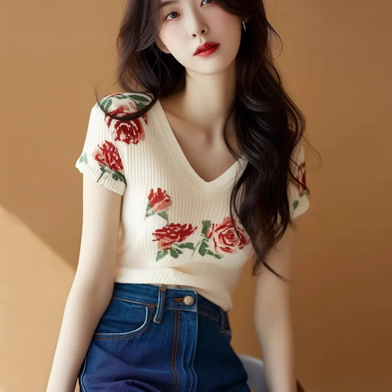 レディース ベージュ Vネック ニットトップス 半袖 3Dロ - Embroidery Rose のレビューと価格