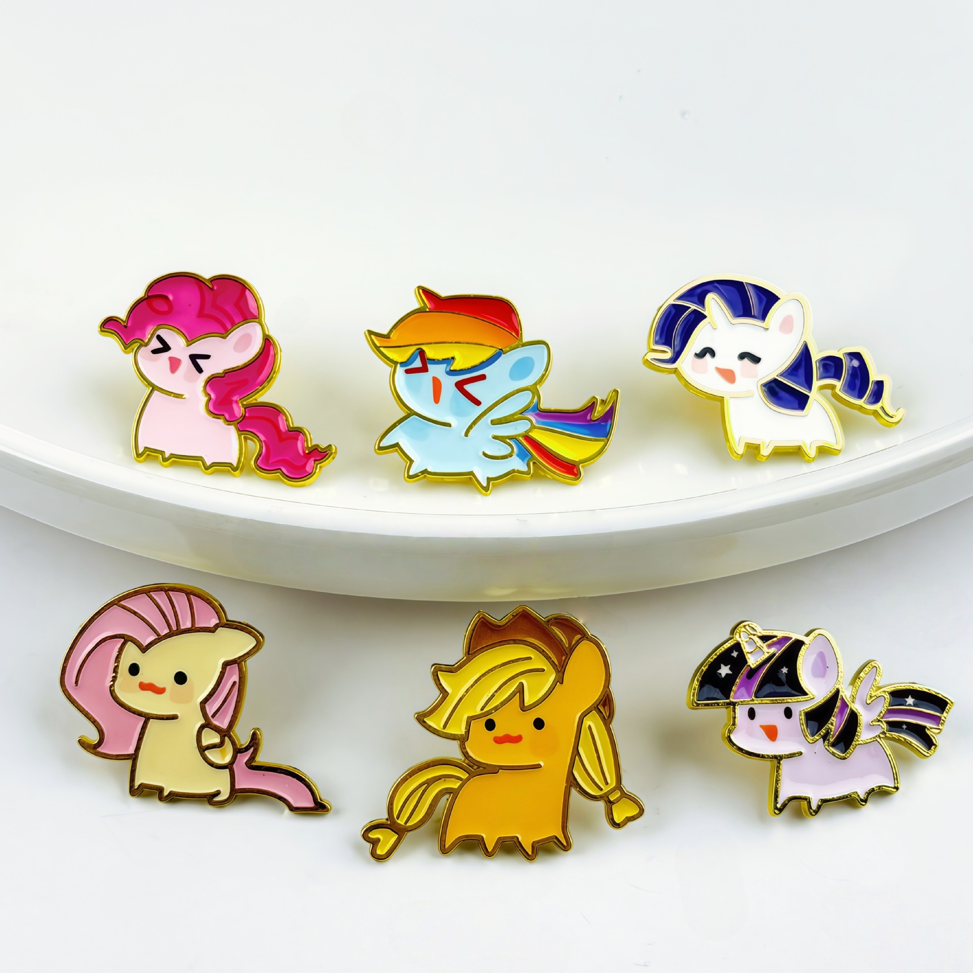 マイリトルポニーポニー漫画メタルブローチかわいいユニコーンバ - Embroidery Illustration のレビューと価格