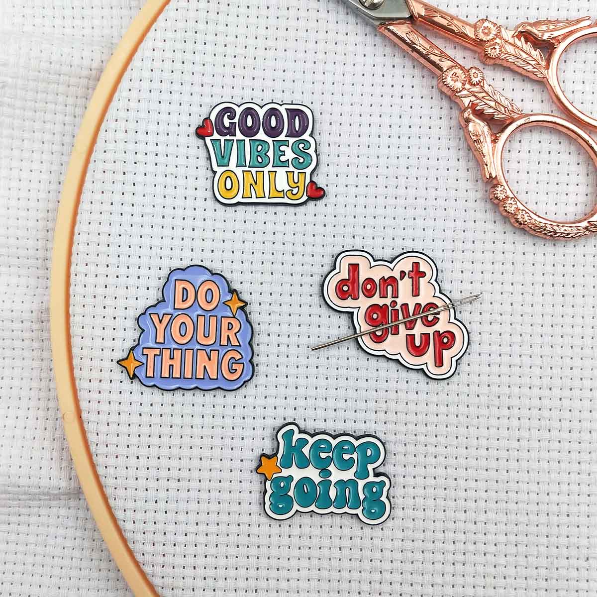 ニードルナニー磁気式クロスステッチ用、刺繍ニードルマインダー - Needle Minder Magnet のレビューと価格