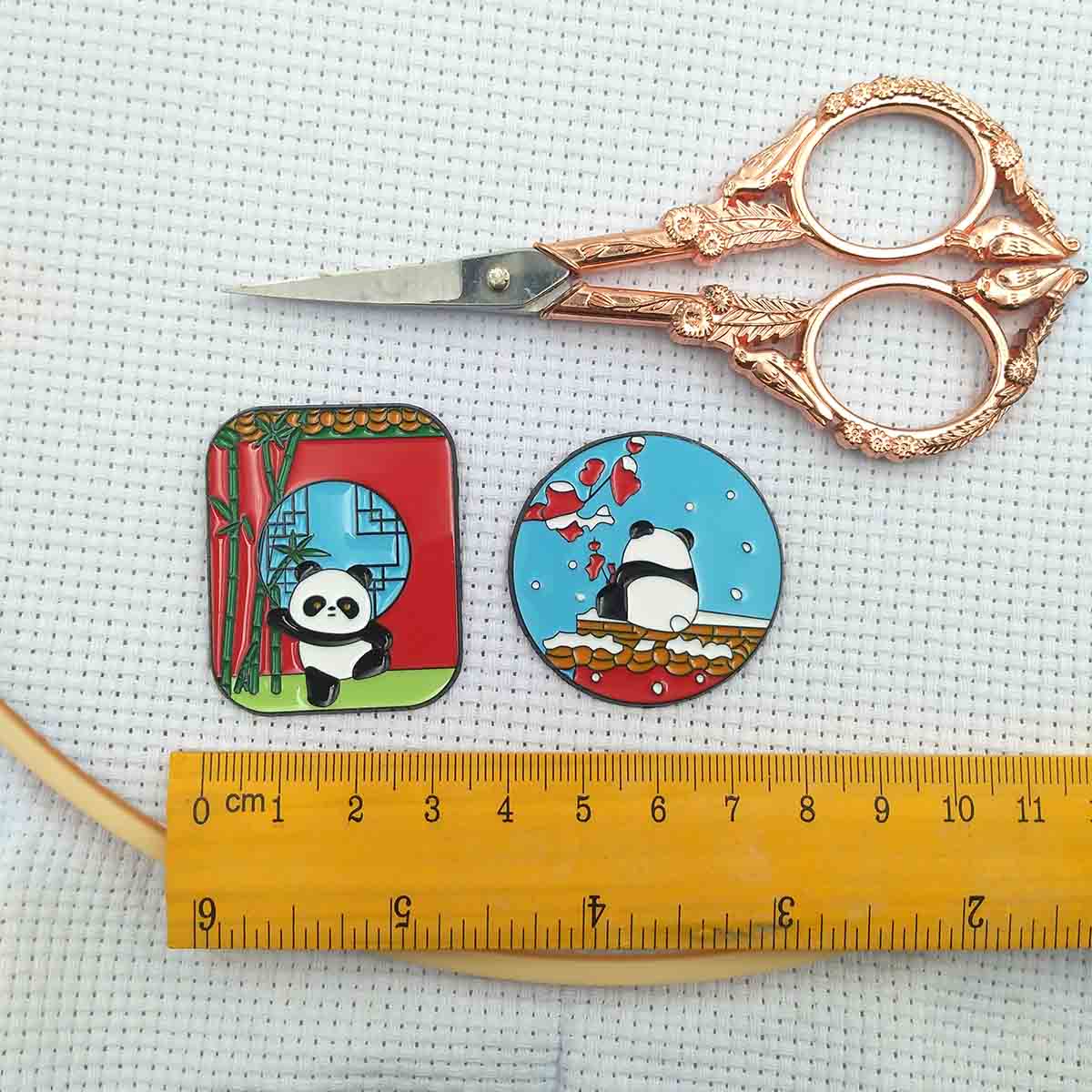 かわいいパンダ磁気ニードルマインダークロスステッチ、刺繍用品 - Needle Minder Magnet のレビューと価格
