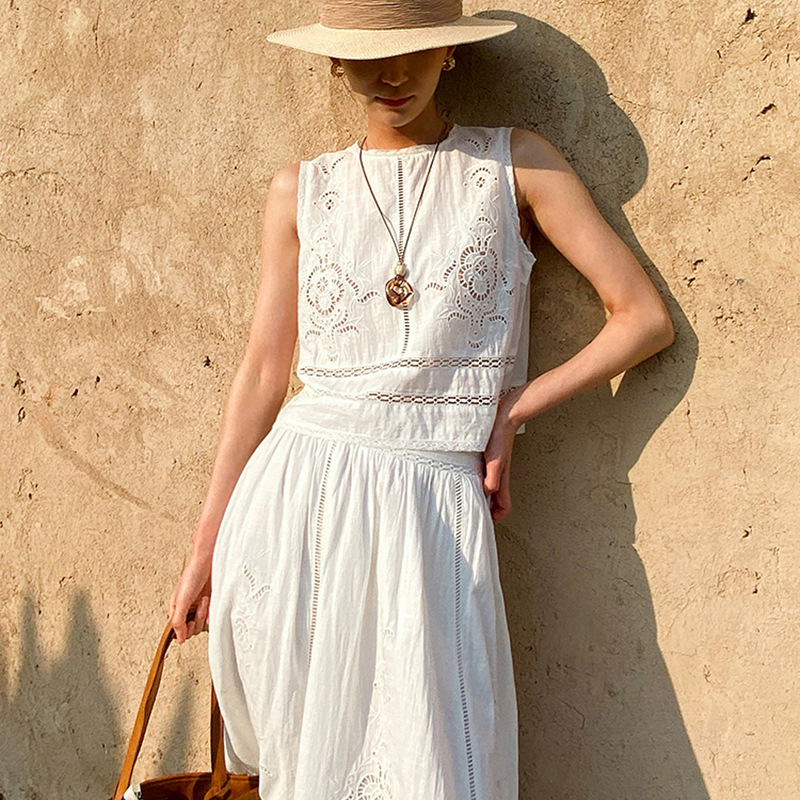 フランスのデザイナーによるボヘミアンスタイルの白いコットンア - Embroidery Eyelet のレビューと価格