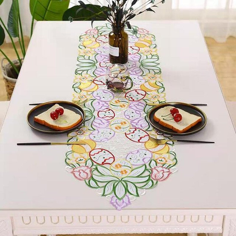 ヨーロピアン中空イースターエッグアート刺繍入りテーブルランナ - Embroidery Egg のレビューと価格