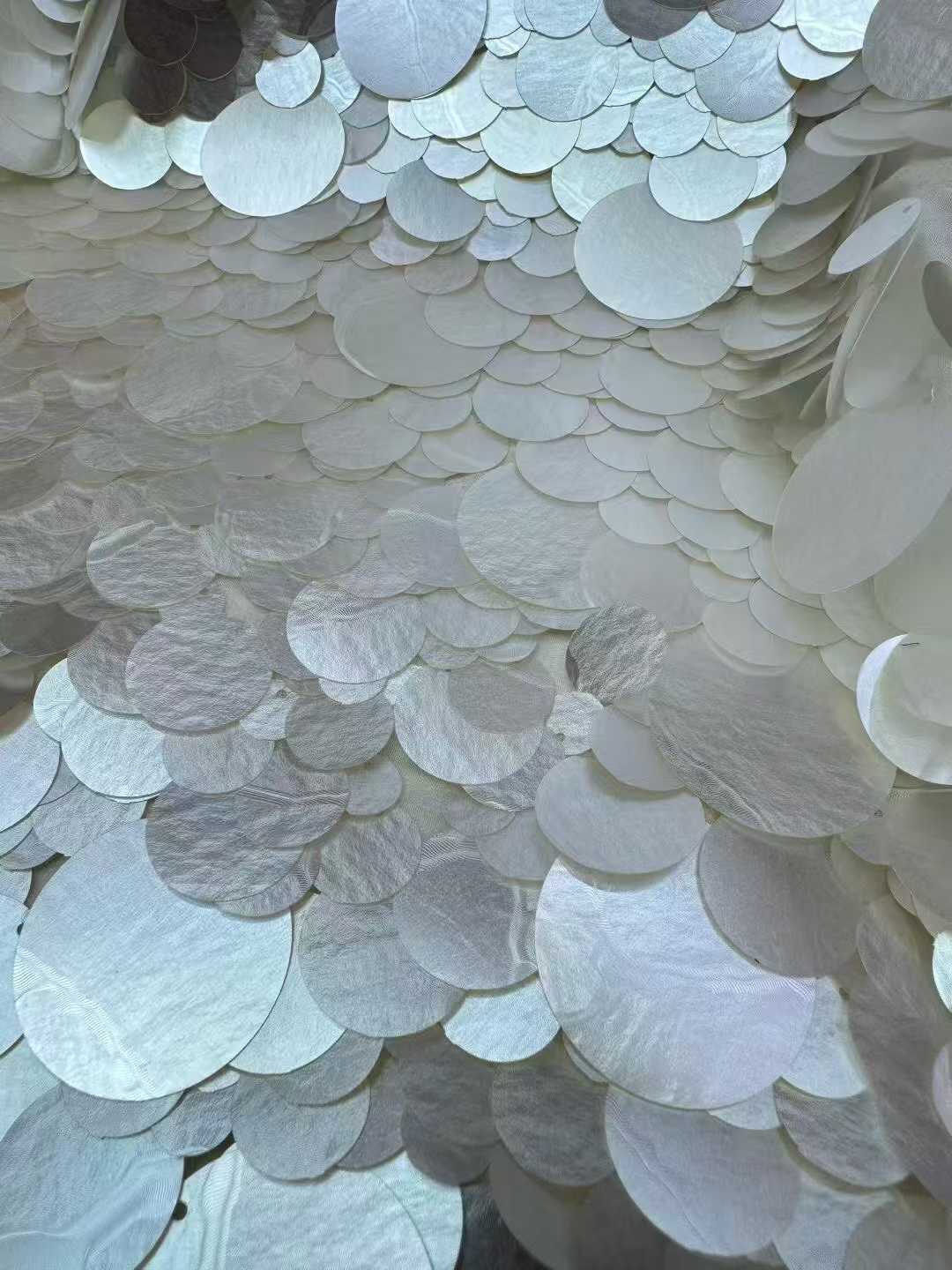 マディソン・アフリカンローズ3Dスパンコールレース生地、フレ - Embroidery Rose のレビューと価格