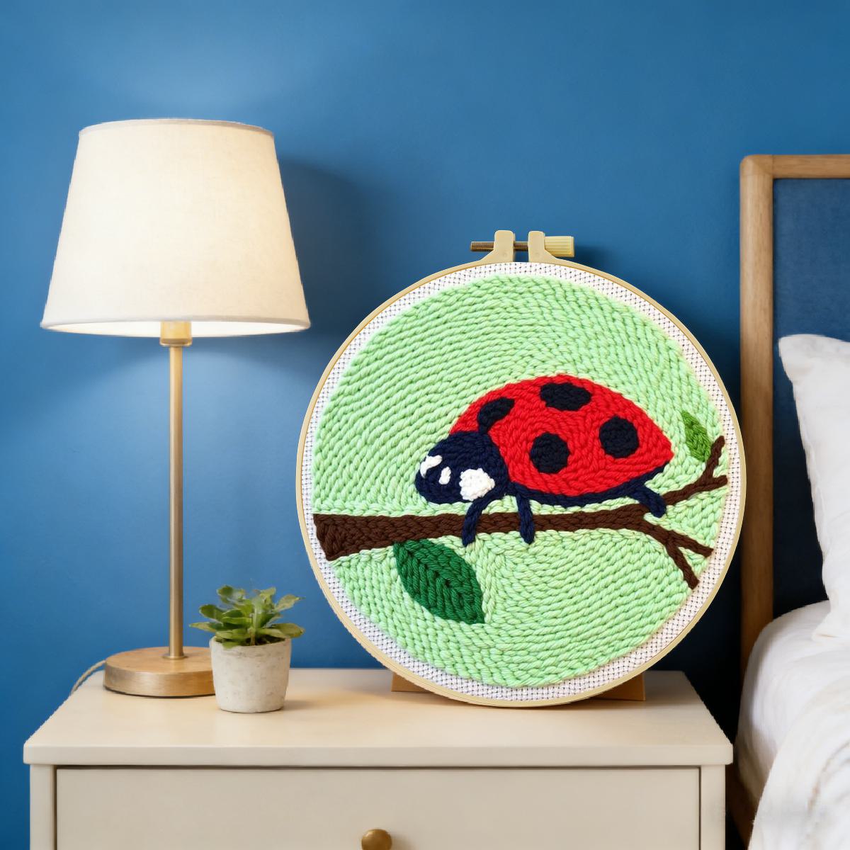 20X20CM/7.87インチ 昆虫 - 七斑テントウムシ  - Embroidery Lady Bug のレビューと価格