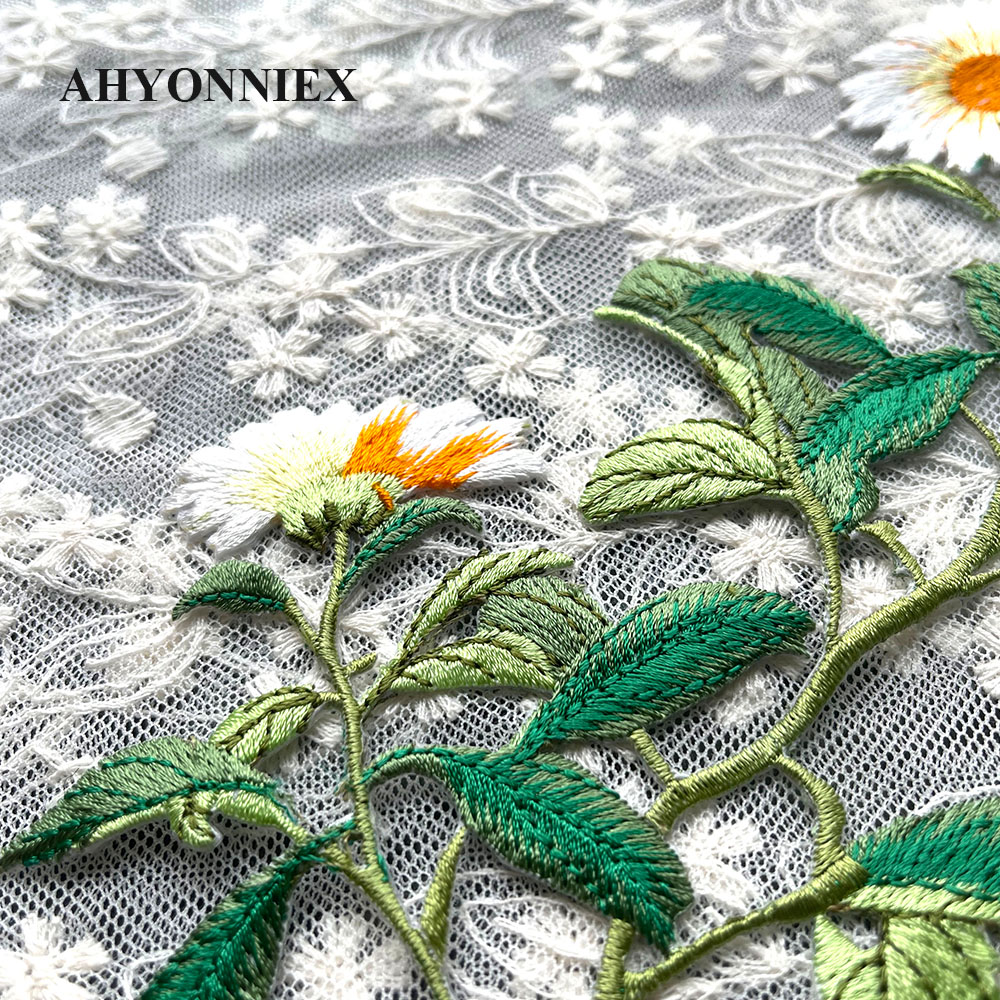 1 ピースアイアンで刺繍パッチかわいいヒナギクの花のステッカ - Embroidery Flower Pattern のレビューと価格