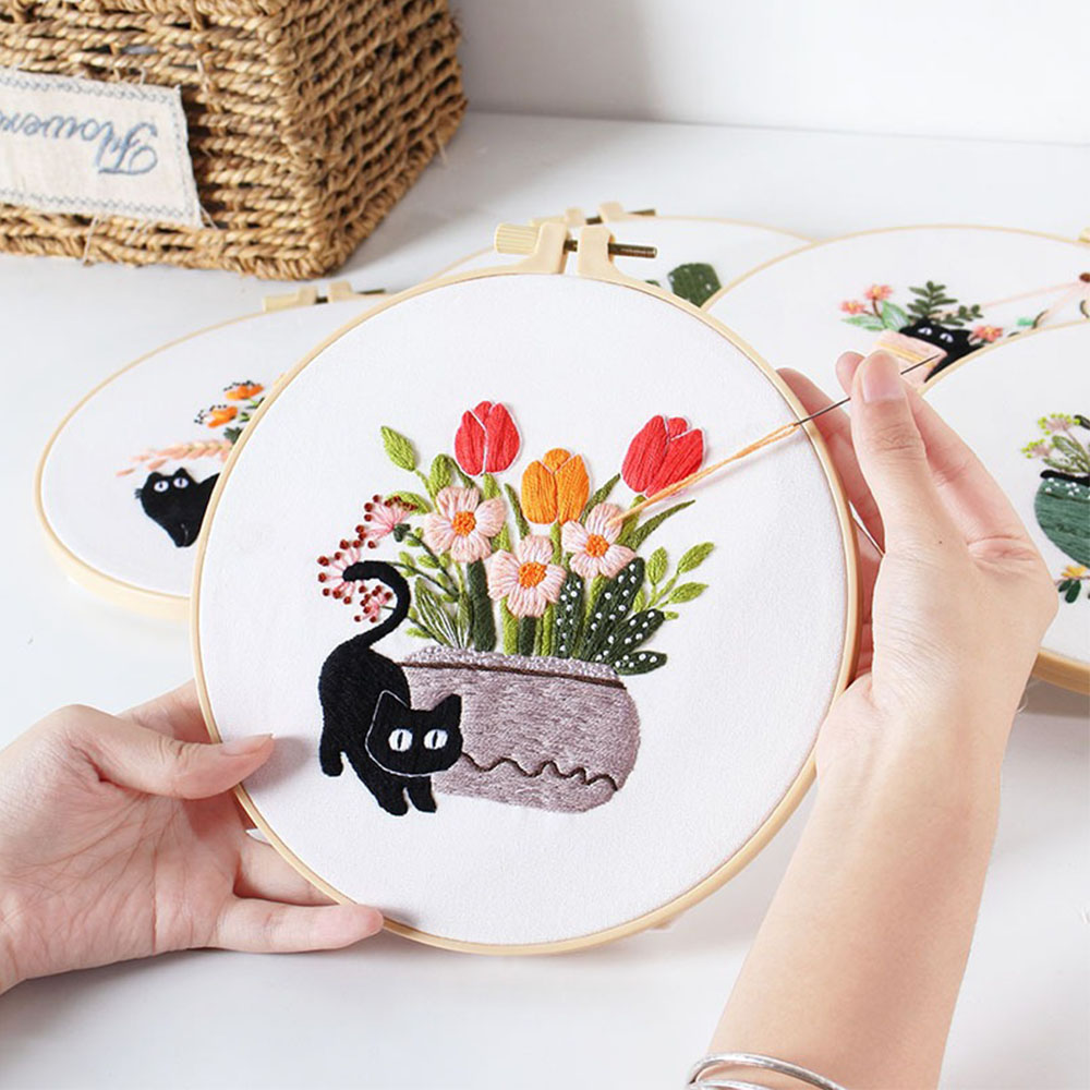 黒猫デザインの刺繍キット |   初心者向けスタンプ刺繍用品 - Embroidery Ideas For Bags のレビューと価格
