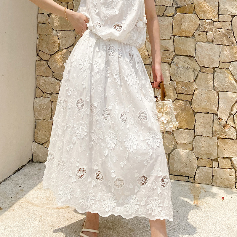 フレンチスタイルボヘミアン刺繍ブラウスシャツ白綿女性ノースリ - Embroidery Eyelet のレビューと価格