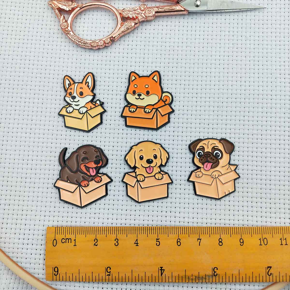 クロスステッチ用磁気ニードルマインダー、子犬型ニードルキーパ - Needle Minder Magnet のレビューと価格