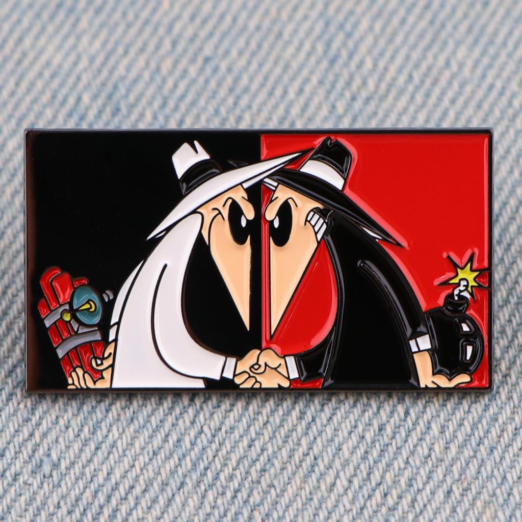 ゲームスパイ対スパイバッジバックパック黒と白のスパイエナメル - Embroidery Illustration のレビューと価格